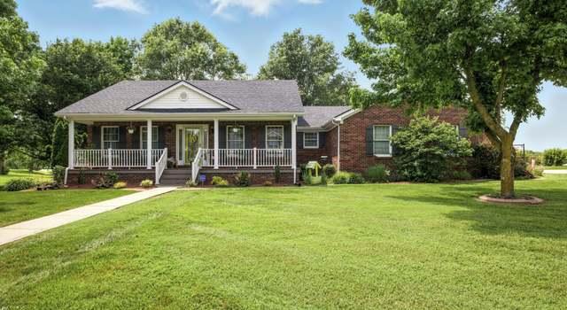 Photo of 450 Agee St, Harrodsburg, KY 40330
