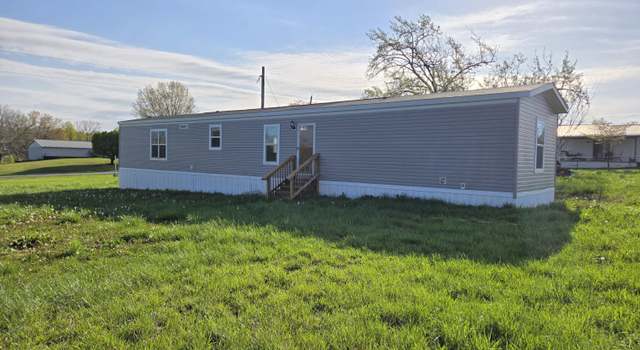 Photo of 43 Honeysuckle Ln, Russell Springs, KY 42642