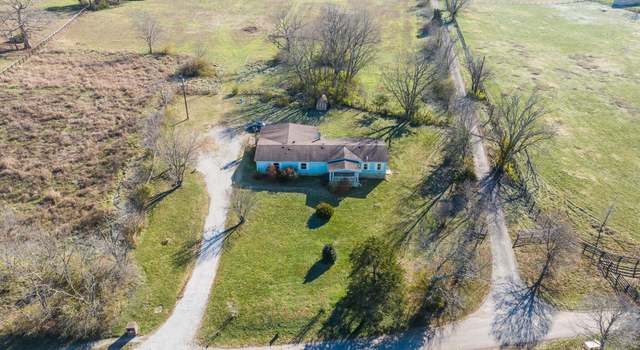 Photo of 1101 Kidds Mill Rd, Versailles, KY 40383