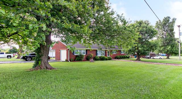 Photo of 904 Nokomis St, Danville, KY 40422