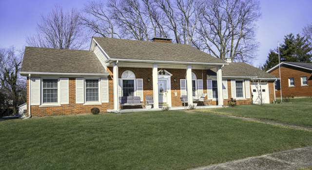 Photo of 103 Woodford Village Dr, Versailles, KY 40383