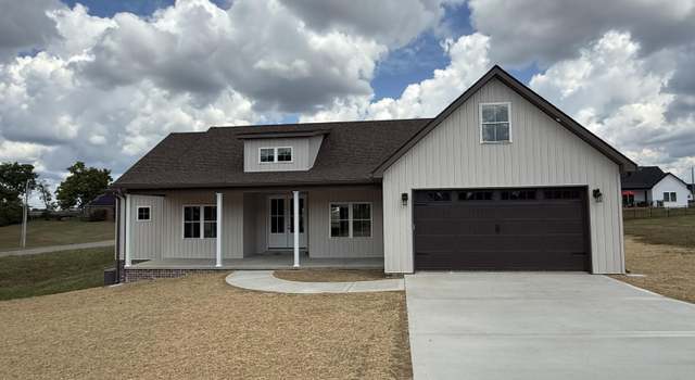 Photo of 585 Harvest Ln, Harrodsburg, KY 40330