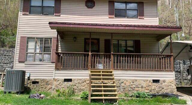 Photo of 492 Hall Branch Rd, Topmost, KY 41862