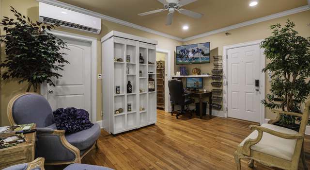 Photo of 258 East High St #104, Lexington, KY 40507