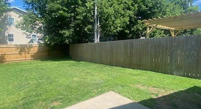 Photo of 221 Chestnut Ridge Dr, Lexington, KY 40511