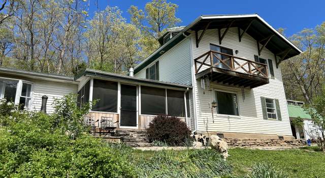 Photo of 965 Twin Creek Rd, Irvine, KY 40336