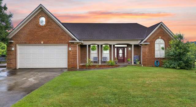 Photo of 475 Quail Run Rd, Irvine, KY 40336