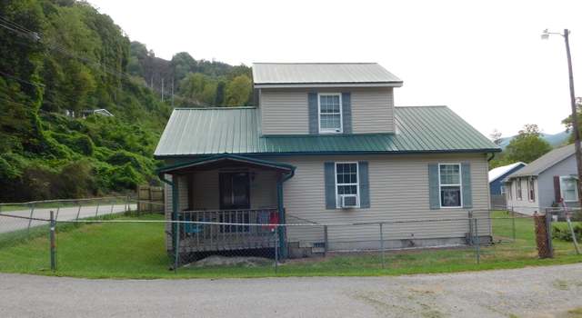Photo of 3 James Ct, Evarts, KY 40828