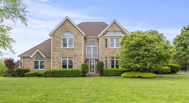 Photo of 4002 Lakeview Dr, Maysville, KY 41056
