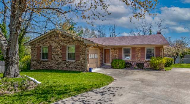 Photo of 412 Boston Ct, Lexington, KY 40503