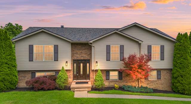 Photo of 1009 Diamond Brook Dr, Richmond, KY 40475