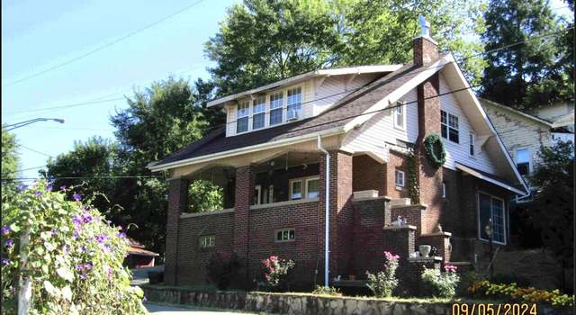 Photo of 501 Harlan Ave, Harlan, KY 40831
