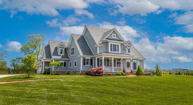 Photo of 208 The Oaks Blvd, Nicholasville, KY 40356