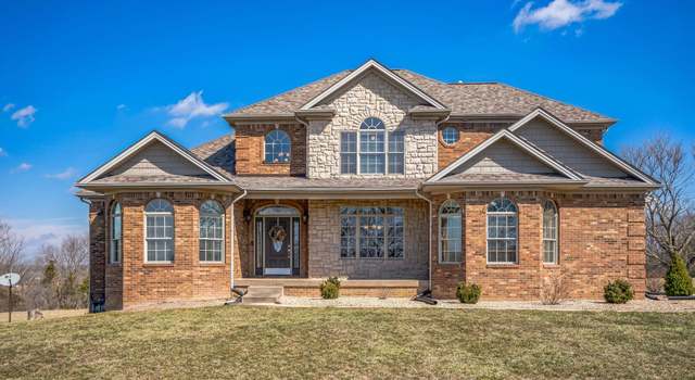Photo of 540 Sarah Blake Ln, Versailles, KY 40383