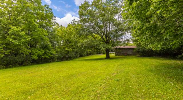 Photo of 1805 Delaney Ferry Rd, Versailles, KY 40383