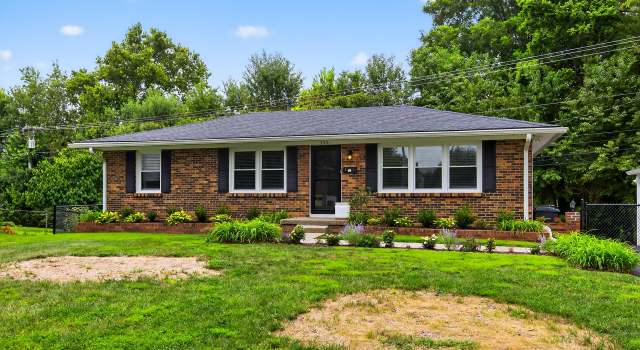 Photo of 533 Cricklewood Ct, Lexington, KY 40505