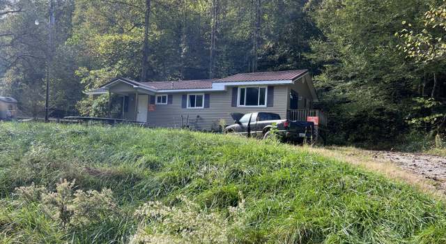 Photo of 92 Sunflower Ln, Pine Top, KY 41843