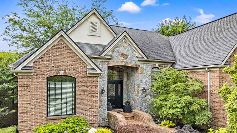 Photo of 728 Sorrento Ln Lexington, KY 40515