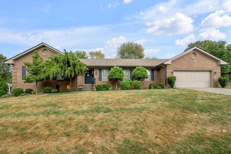 Photo of 3315 Grasmere Dr Lexington, KY 40503
