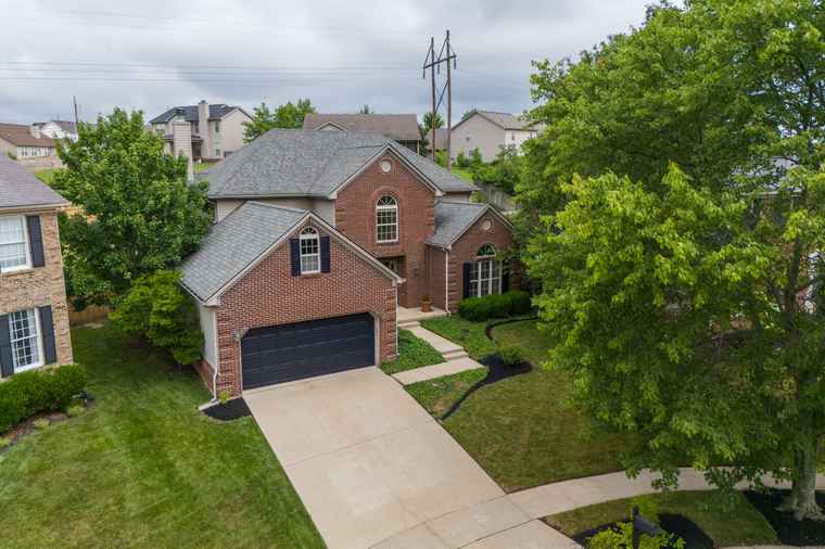 Photo of 4495 Tangle Hurst Ln Lexington, KY 40515