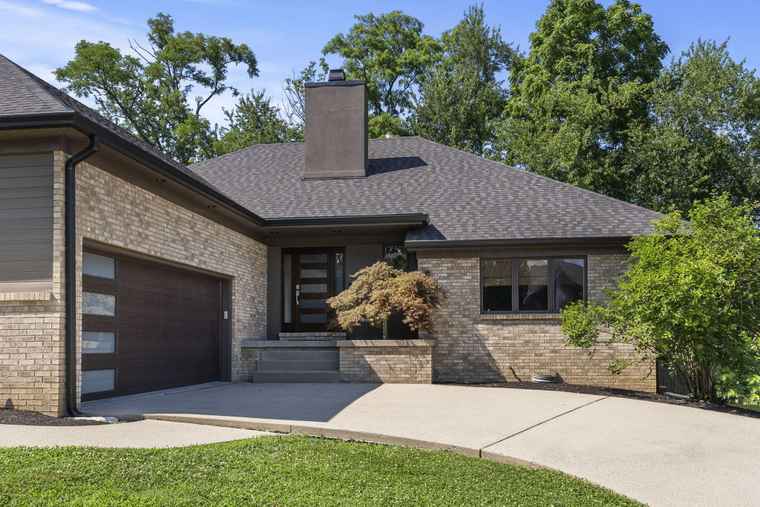 Photo of 1233 Sherborne Pl Lexington, KY 40509