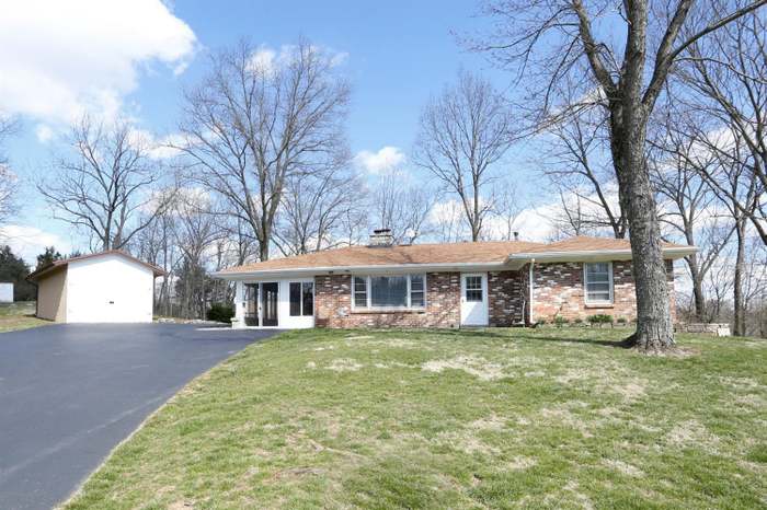 1665 Glass Mill Rd Wilmore Ky 40390 3 Beds 1 Bath