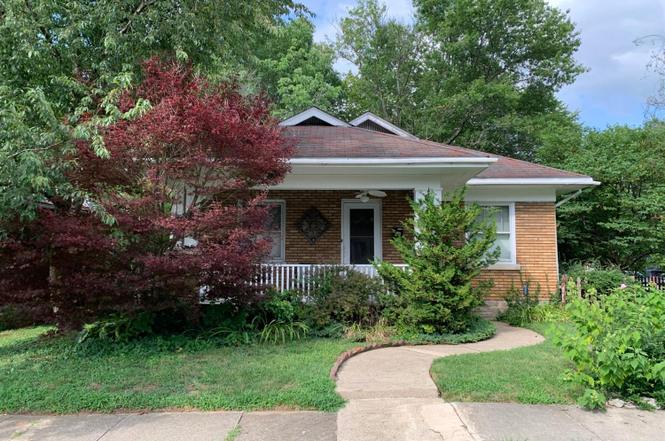 917 Aurora Ave, Lexington, KY 40502 | MLS# 20016054 | Redfin