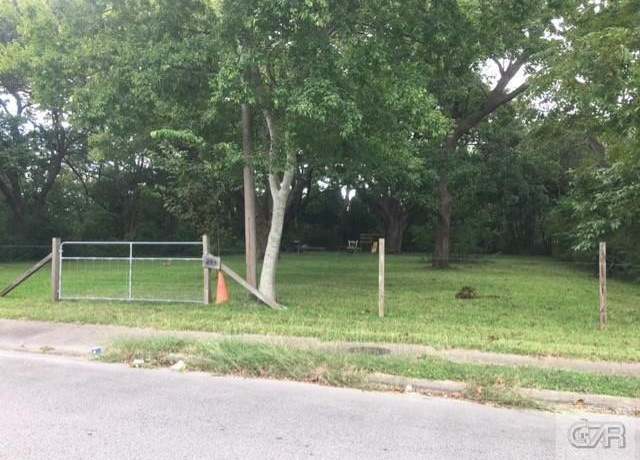 Property at 221 26 Bell Dr, Texas City, TX 77591
