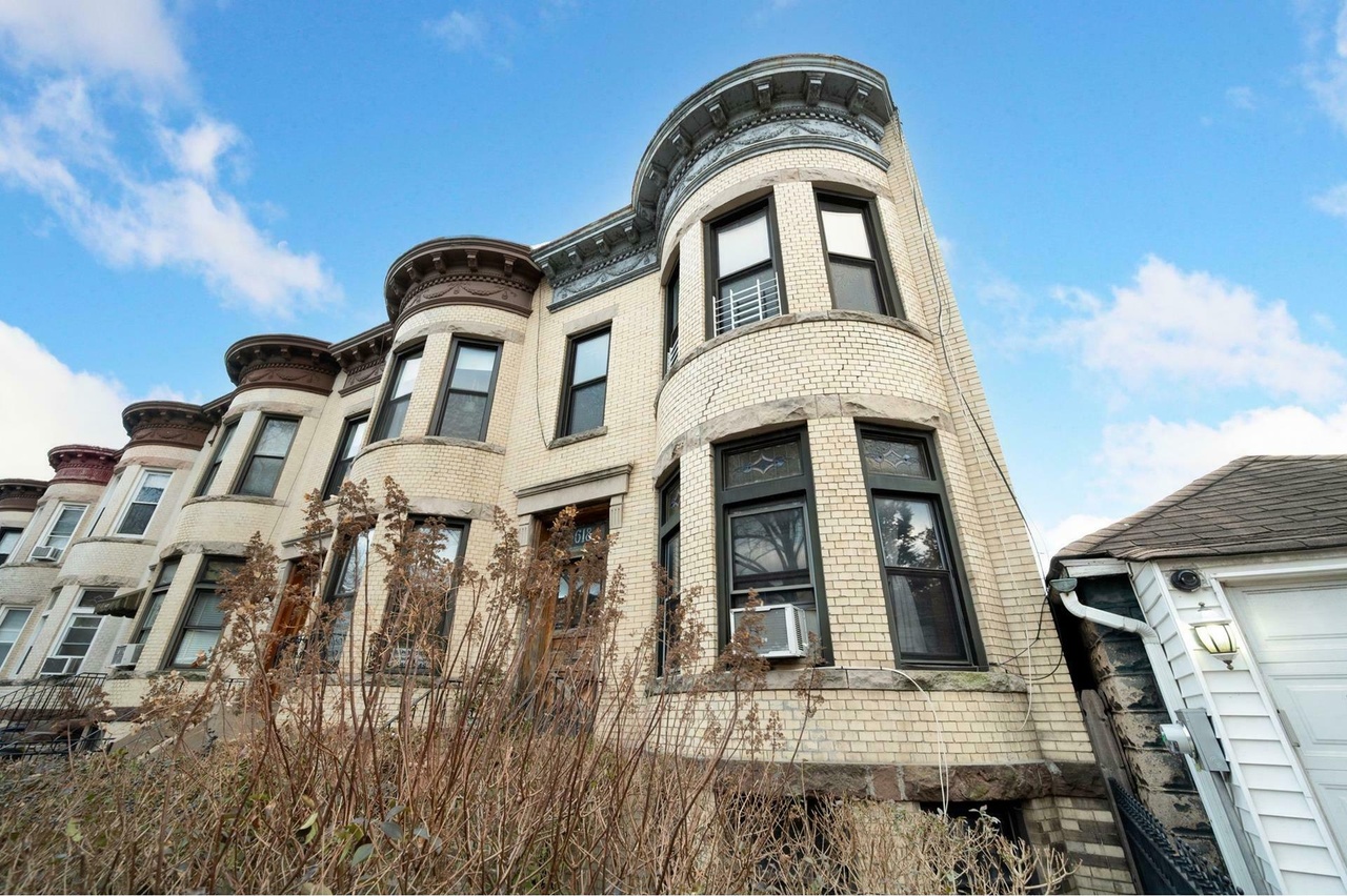 618 Bay Ridge Pkwy