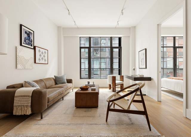 Property at 517 W 29th St Unit 3D, New York City, NY 10001, 1 bed, 1 bath