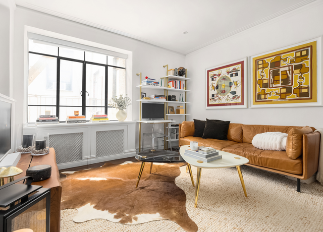 Property at 255 W 23rd St Unit 3AE, New York City, NY 10011, 1 bath