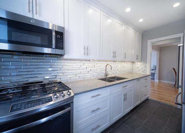 Property at 1119 Ocean Pkwy Unit 4M, Brooklyn, NY 11230, 1 bed, 1 bath