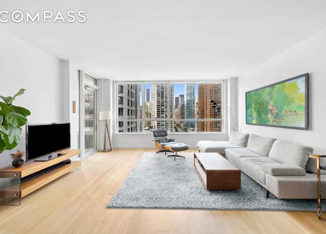 Property at 301 E 61st St Unit 12B, New York City, NY 10065, 2 beds, 2 baths