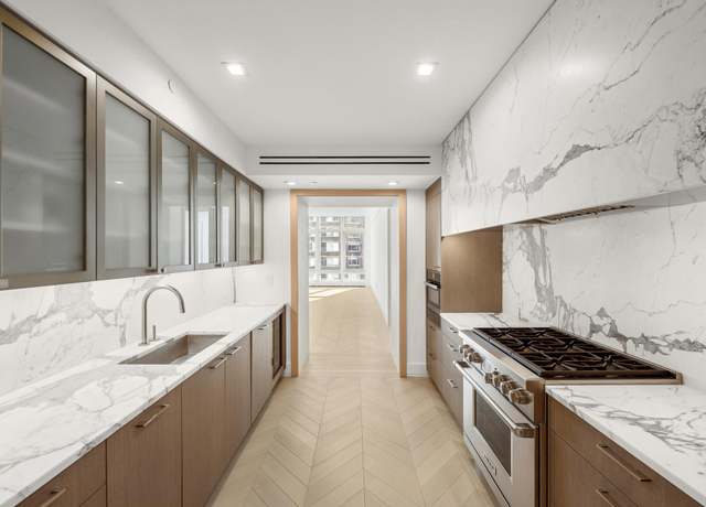 Property at 200 Amsterdam Ave Unit 11B, New York City, NY 10023, 2 beds, 2.5 baths