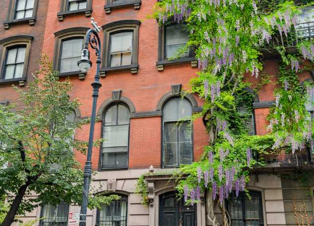 Property at 35 Stuyvesant St, New York City, NY 10003, 1 bath
