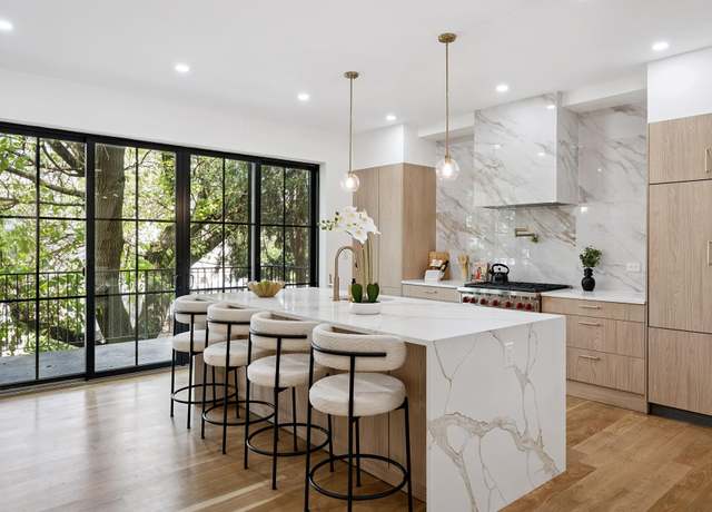 Property at 735 Chauncey St, Brooklyn, NY 11207, 5 beds, 6 baths