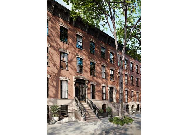 Property at 75 Charles St, New York City, NY 10014, 8 beds, 8 baths