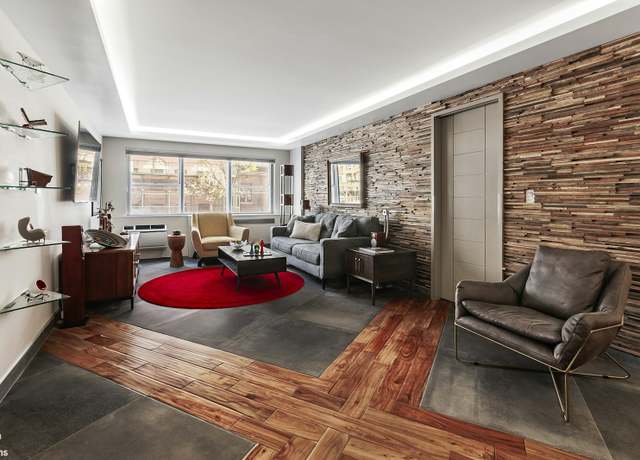 Property at 430 W 34th St Unit LH, New York City, NY 10001, 2 beds, 2 baths