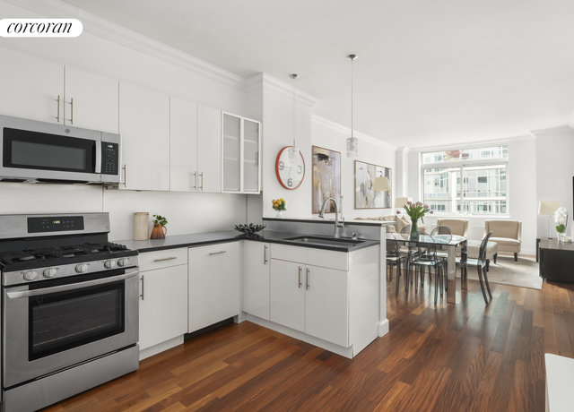 Property at 212 E 57th St Unit 8C, New York City, NY 10022, 2 beds, 2.5 baths