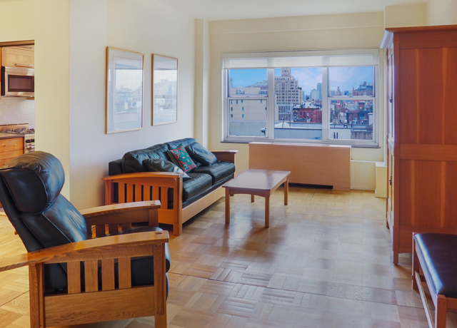 Property at 33 Greenwich Ave Unit 10B, New York City, NY 10014, 1 bed, 1 bath