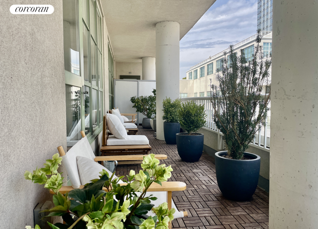 Property at 184 Kent Ave Unit A602, Brooklyn, NY 11249, 2 beds, 2 baths