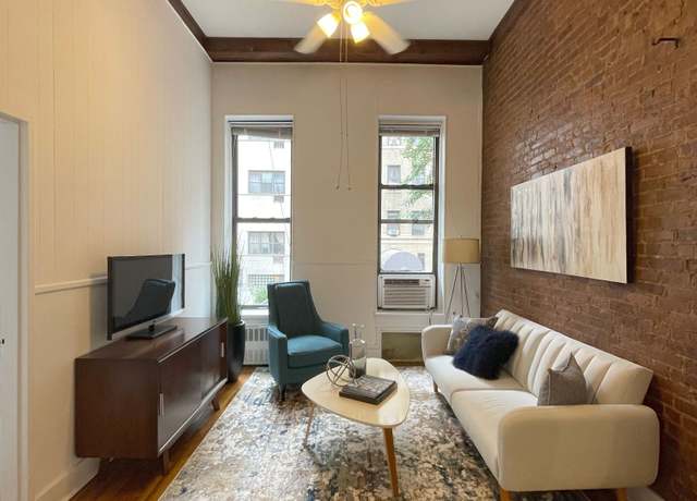 Property at 132 W 71st St #3, New York City, NY 10023, 1 bed, 1 bath