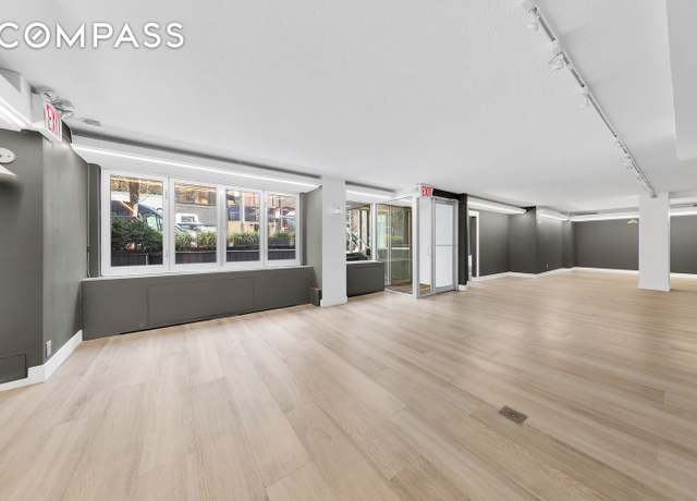 Property at 222 E 58th St Unit RETAIL, New York City, NY 10022, 1 bed, 2 baths