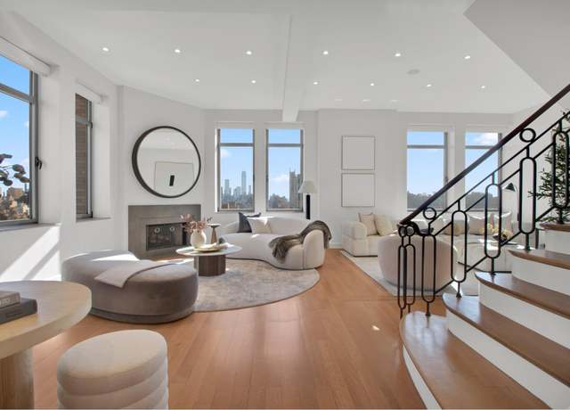 Property at 252 7th Ave Unit PHO, New York City, NY 10001, 3 beds, 3 baths