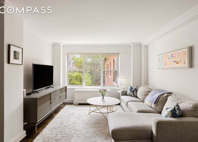 Property at 2 5th Ave Unit 5F, New York City, NY 10011, 1 bed, 1 bath