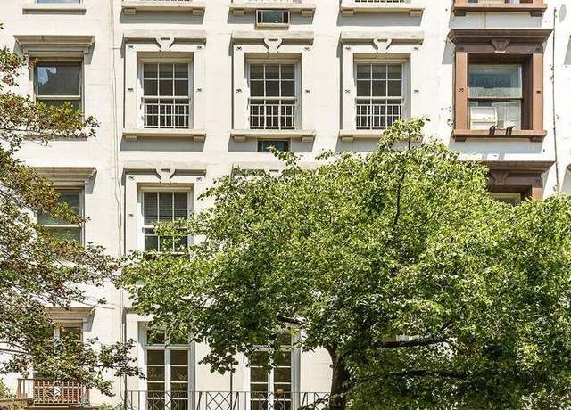 Property at 27 E 73rd St, New York City, NY 10021, 6 beds, 5 baths