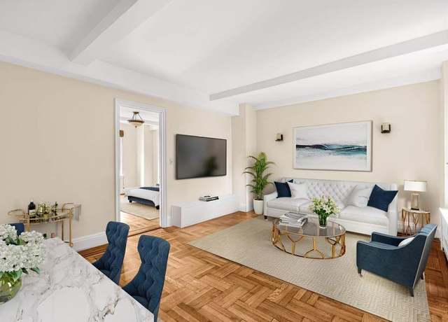 Property at 49 W 72nd St Unit 6E, New York City, NY 10023, 1 bed, 1 bath