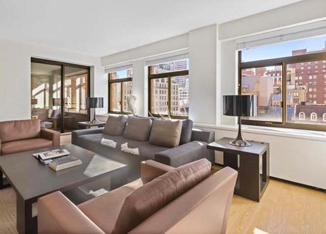 Property at 124 E 79th St Unit 8D, New York City, NY 10075, 2 beds, 2.5 baths