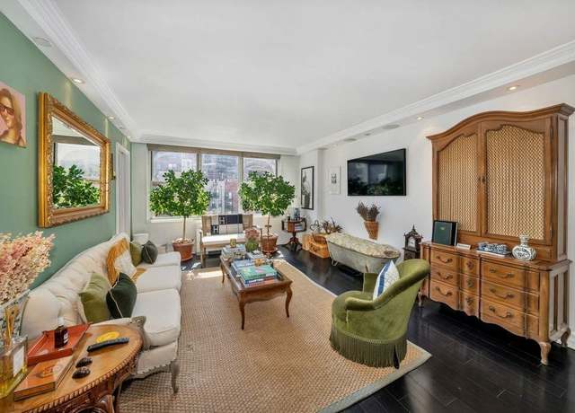 Property at 207 E 74th St Unit 7F, New York City, NY 10021, 2 beds, 1 bath