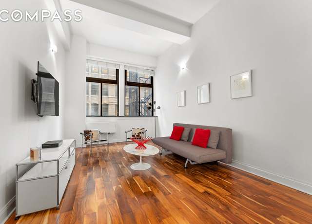 Property at 310 E 46th St Unit 5T, New York City, NY 10017, 1 bath